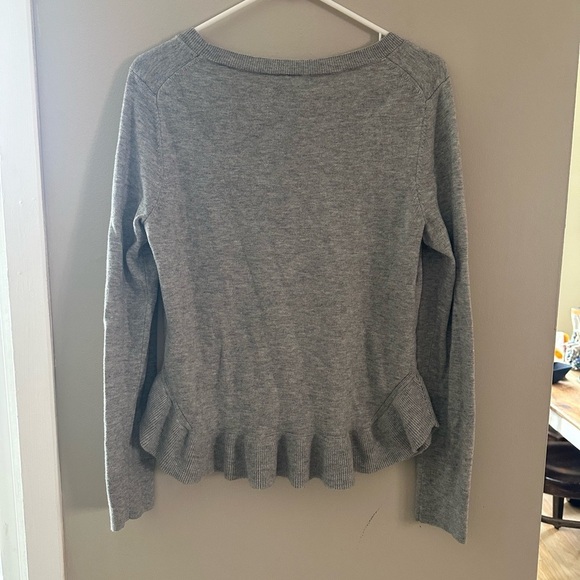GAP Gray Peplum Long Sleeve Top - Picture 4 of 5